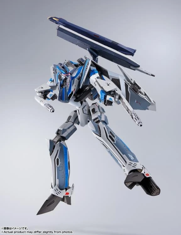 Bandai Macross Delta The Movie Absolute Live!!!!!! DX Chogokin VF-31AX Kairos Plus Movie Edition (Hayate Immerman USE) 8 Bandai Macross Delta The Movie Absolute Live!!!!!! DX Chogokin VF-31AX Kairos Plus Movie Edition (Hayate Immerman USE) - Image 6