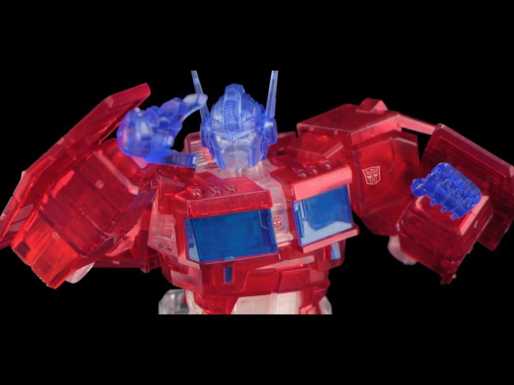Bandai Transformers Furai Optimus Prime (IDW Clear Ver.) SDCC 2020 Exclusive Model Kit 14 Bandai Transformers Furai Optimus Prime (IDW Clear Ver.) SDCC 2020 Exclusive Model Kit - Image 12