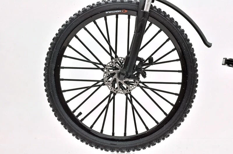 TomyTec Little Armory 1/12 LM003 Montague Paratrooper Folding MTB Bike 15 TomyTec Little Armory 1/12 LM003 Montague Paratrooper Folding MTB Bike - Image 13